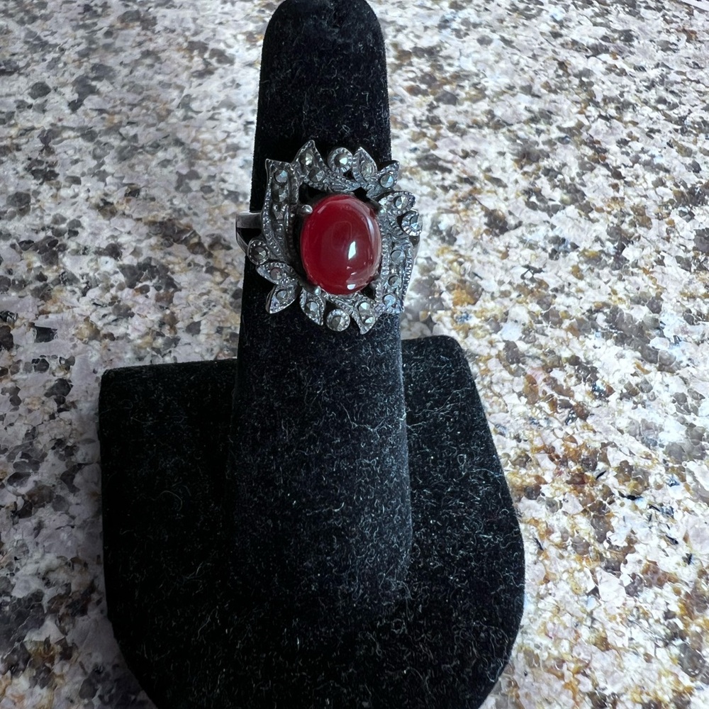 Elegant Silver and Red Gemstone Ring